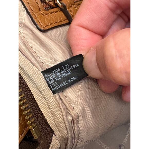 Michael Kors Erin Ladies Brown Signature Faux Leather Backpack Bag - Picture 8 of 10